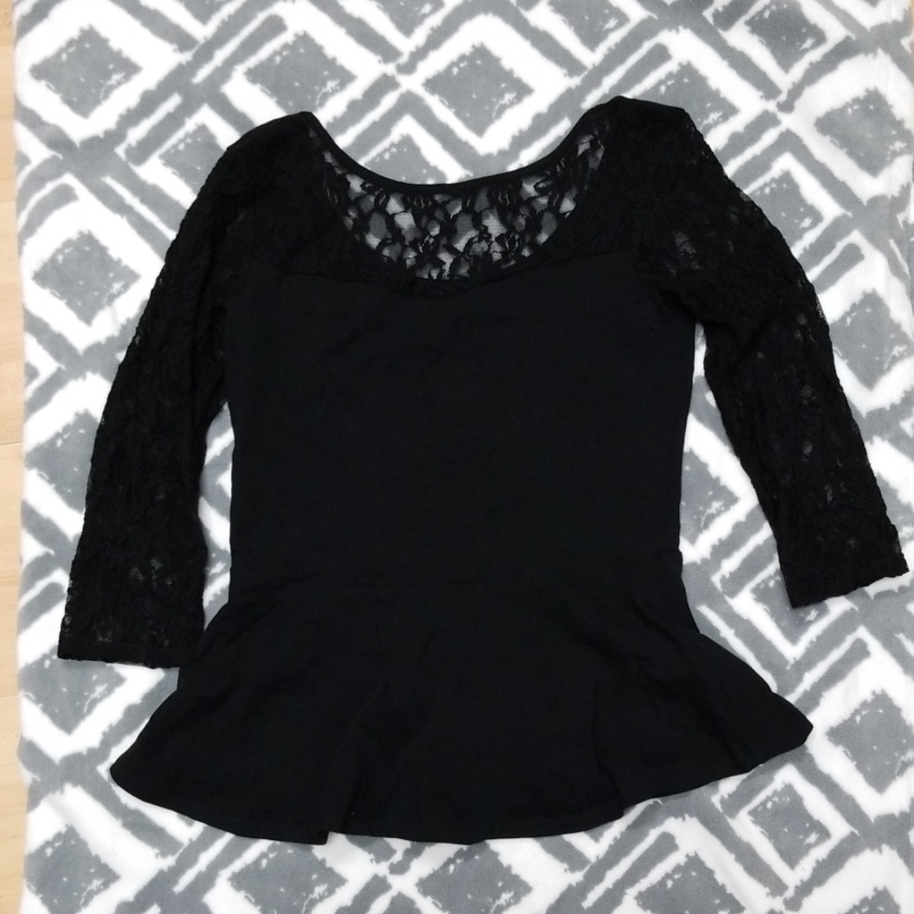 Express top size Medium